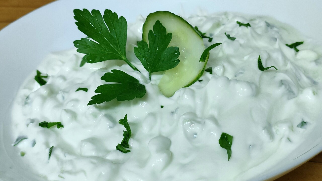 Млечна салата