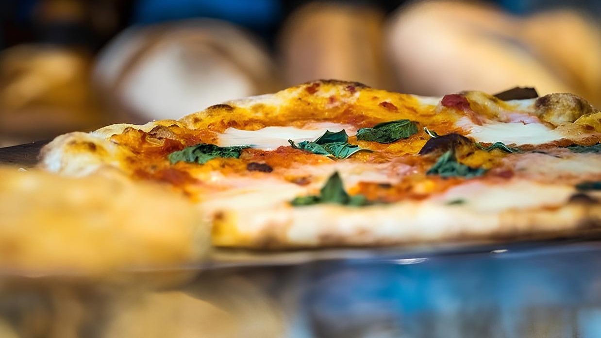 Пица със сирена