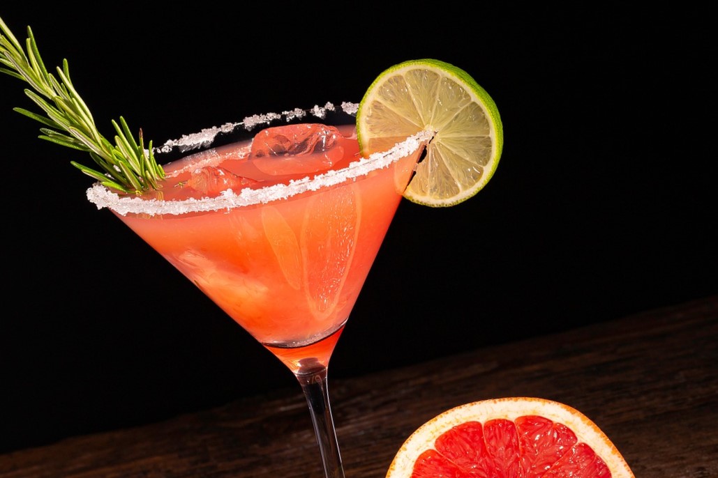Нощен коктейл с водка и грейпфрут