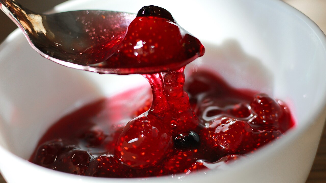 Сладко от ягоди и касис