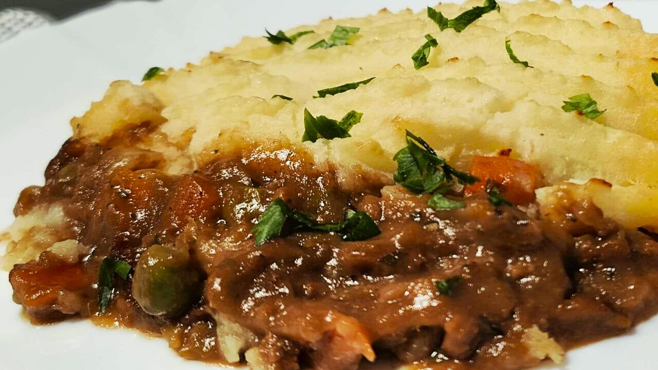 Английска домашна баница (cottage pie)
