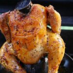 пиле на бутилка