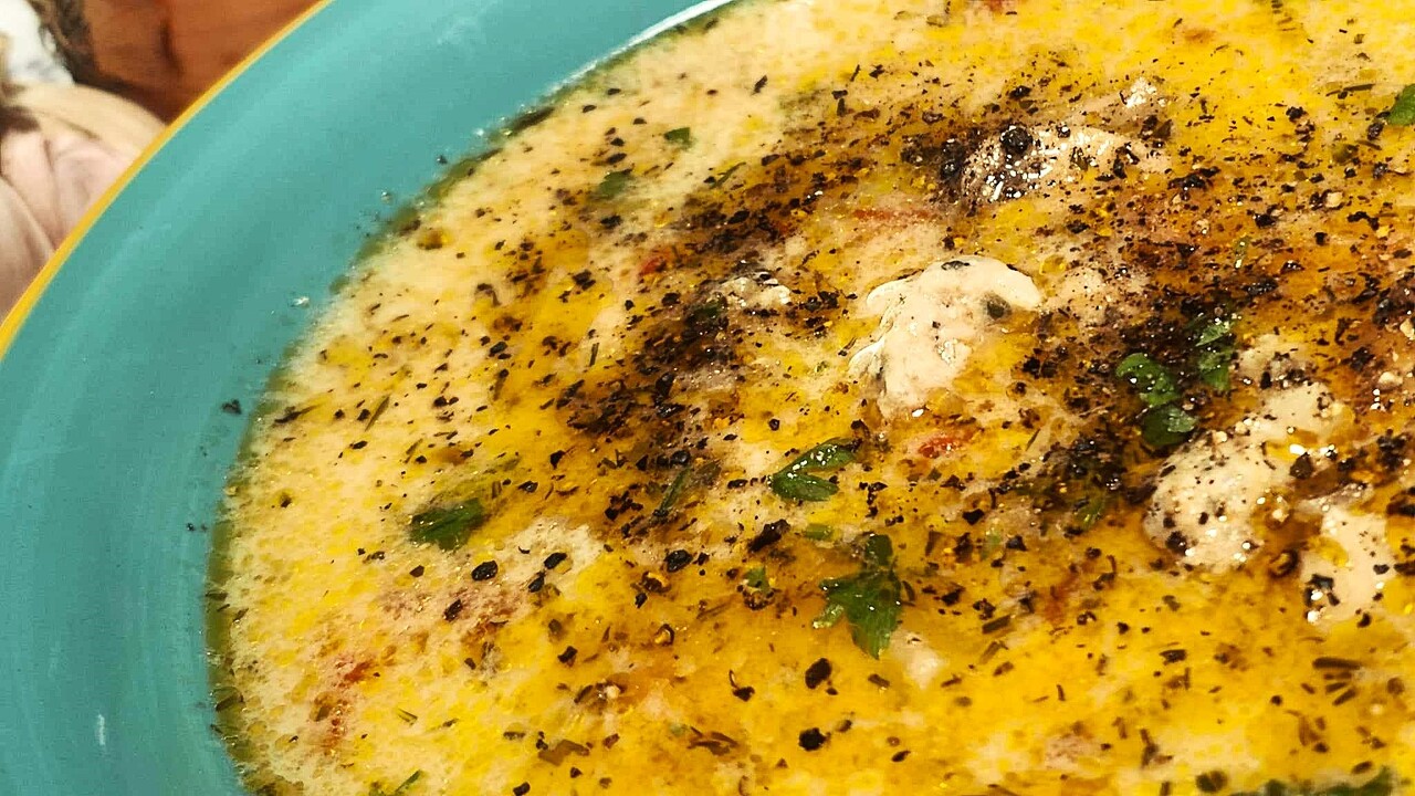 Богата супа топчета