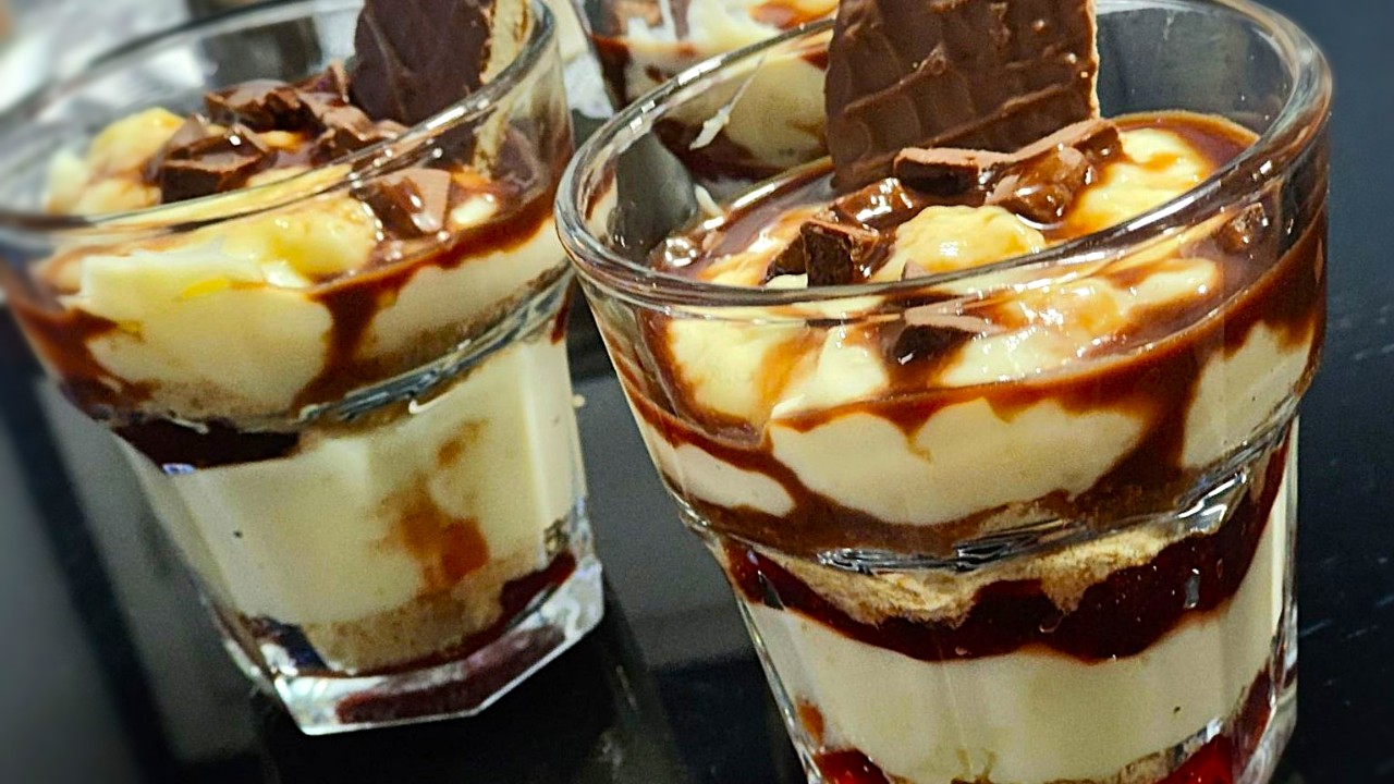 Лесен десерт в чаша