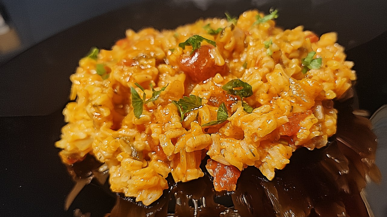 Домати с ориз в тенджера