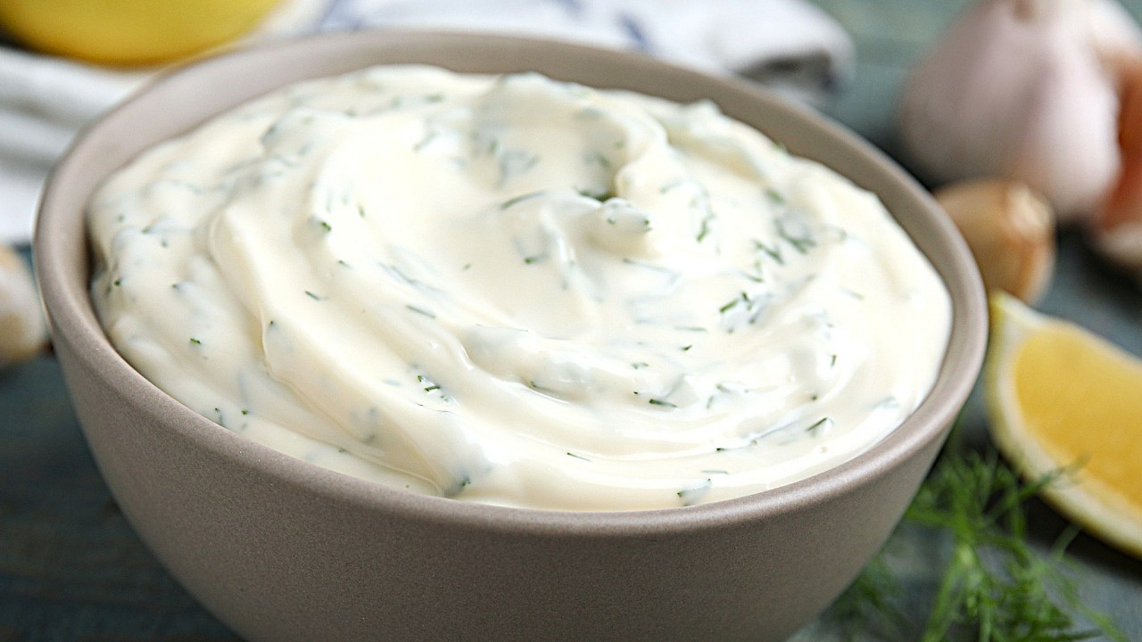 Домашен бял сос за риба