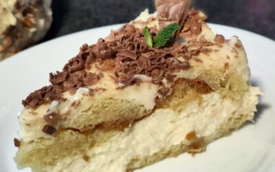 сиропирана козуначена торта