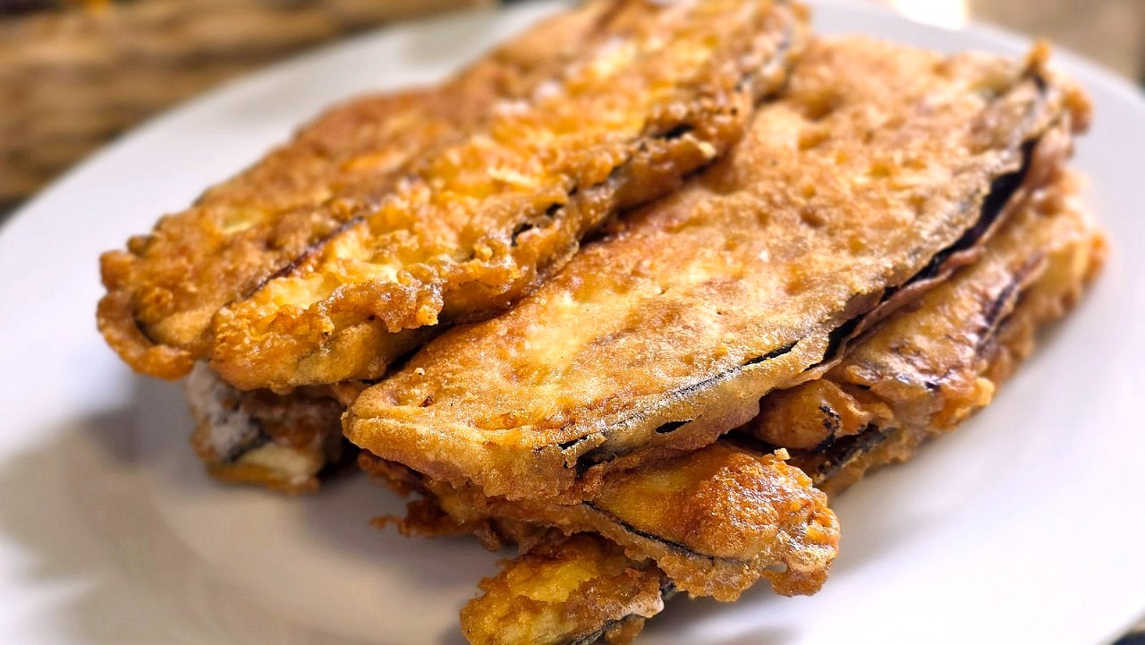 Патладжан в кашкавалена панировка