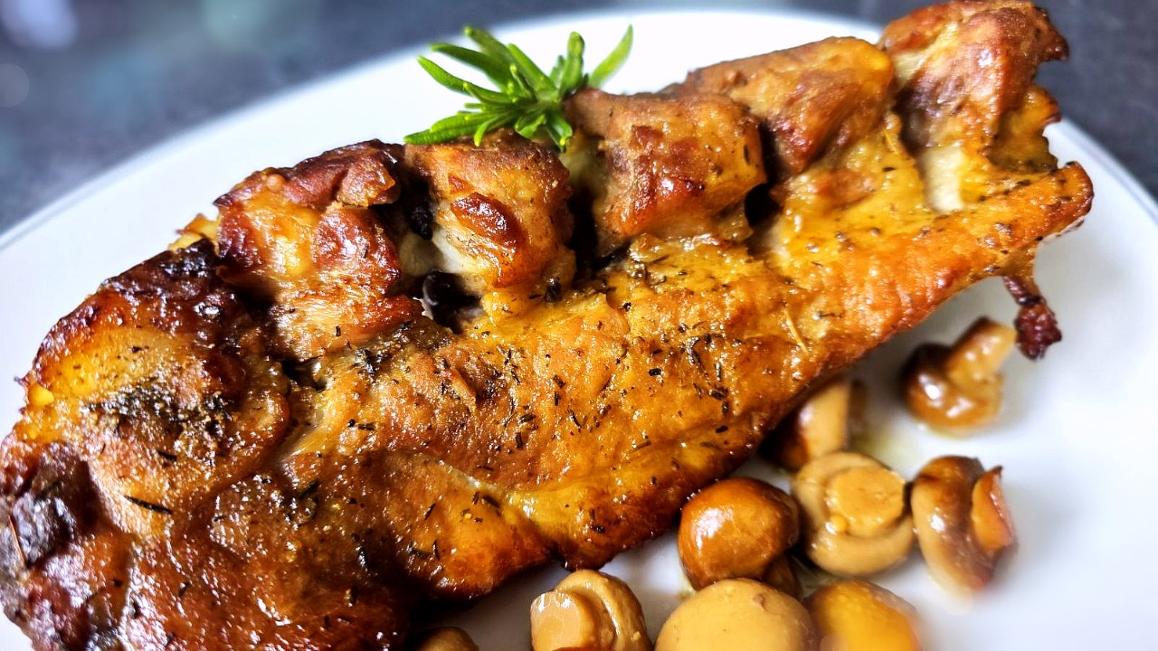 Глазирани бавно печени свински ребра